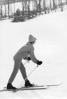 skiing254.jpg