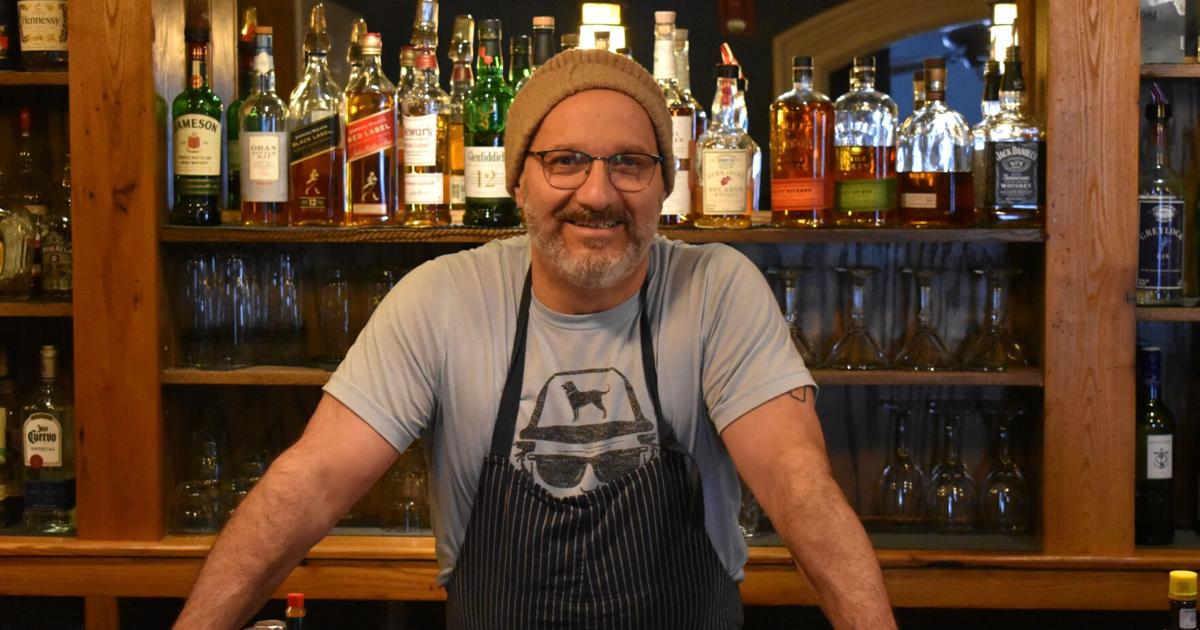 This Lee restaurant is now accepting bitcoin to pay for meals. Here's how that works