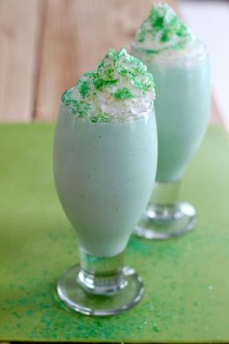 Make your own McDonald's Shamrock shake