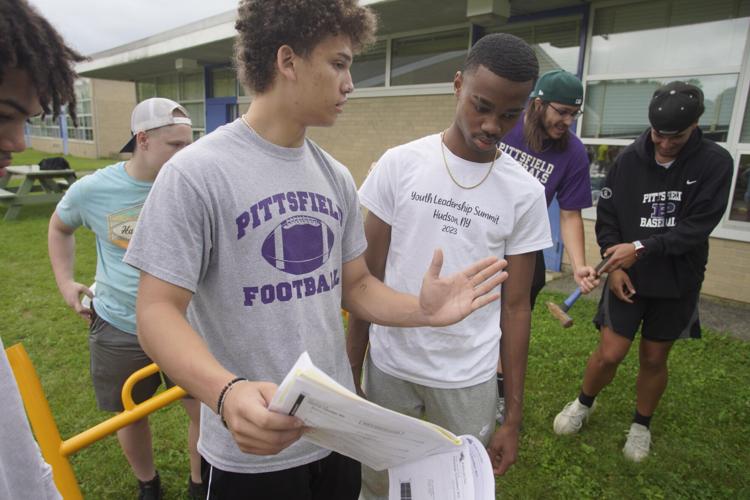 Photos Egremont Elementary School in Pittsfield gets new playground