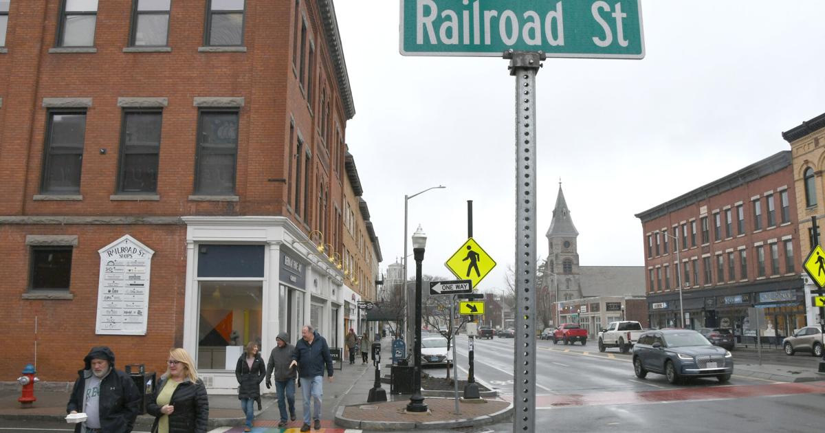 Berkshire Busk returns with shorter schedule as Great Barrington ...