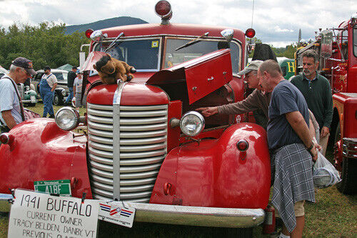 Classic Wheels Roll Into The Bennington Car Show Entertainment Berkshireeagle Com Classic Wheels Roll Into The Bennington Car Show Entertainment Berkshireeagle Com