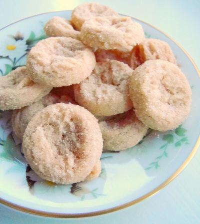 sugar cookies on plate.jpg