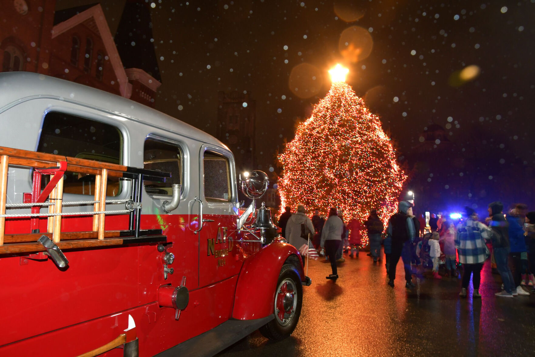 A Christmas Tree Lighting Ceremony | | Berkshireeagle.com