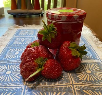 Ruth Bass strawberries photo