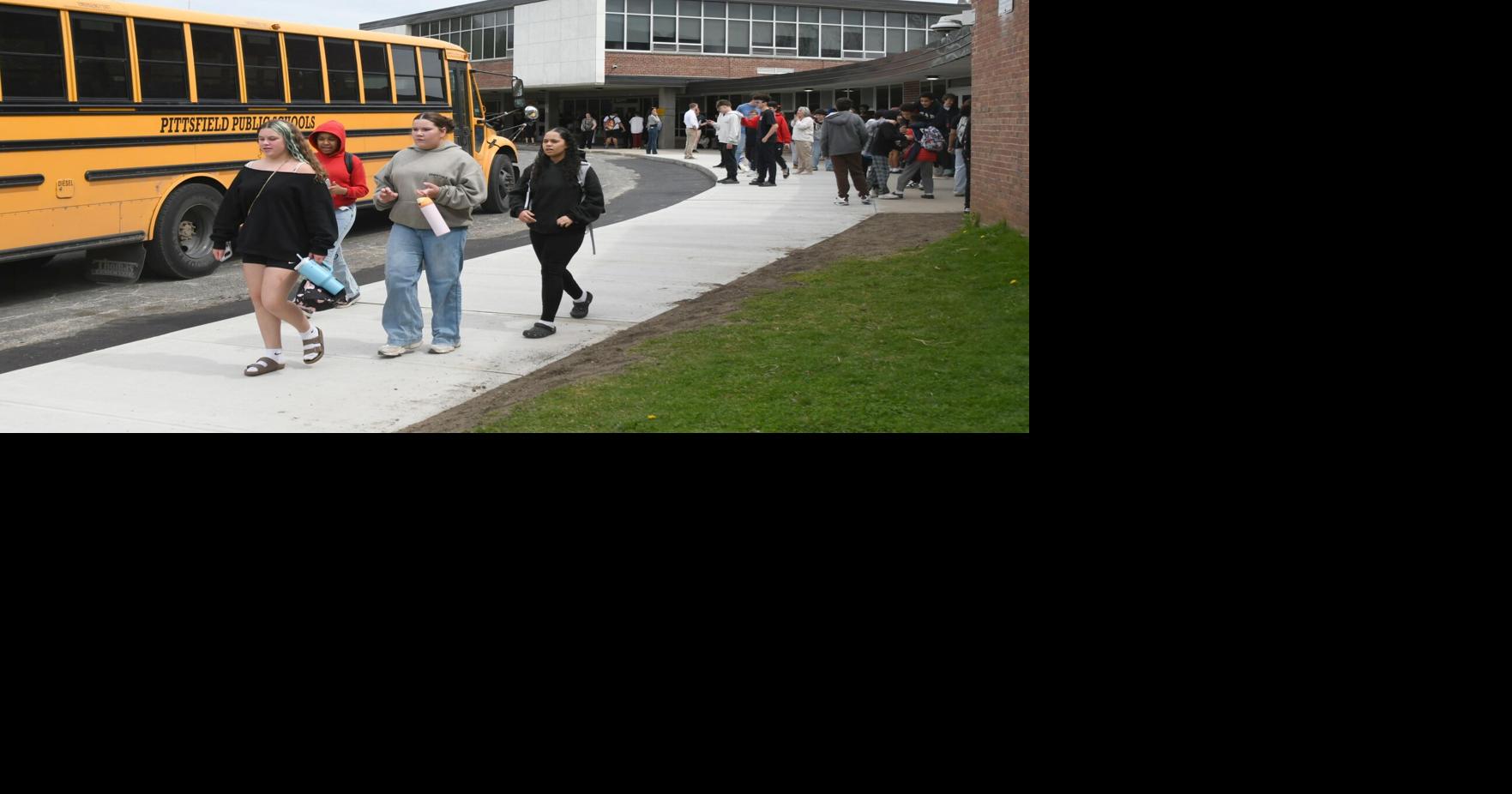 Teachers union 'yes' vote clears path for Pittsfield middle school restructuring