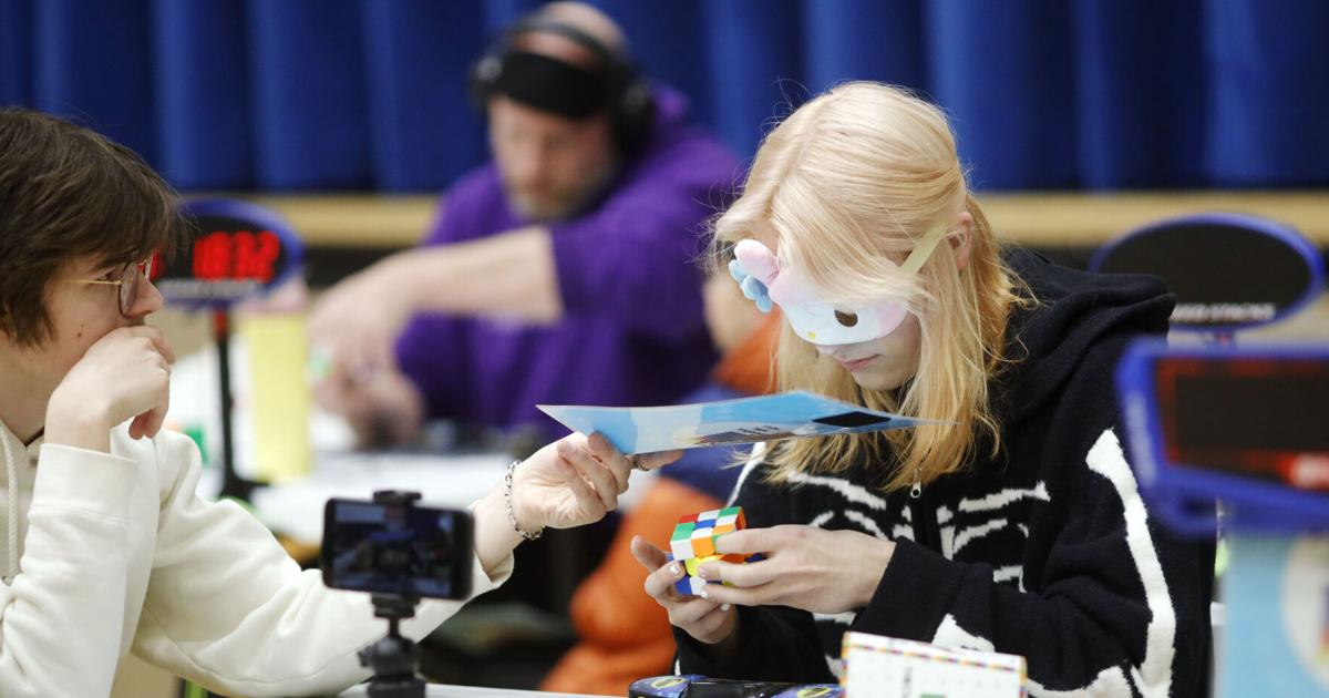 What does it take to solve a Rubik's Cube blindfolded? These competitors at BART have it down to a science