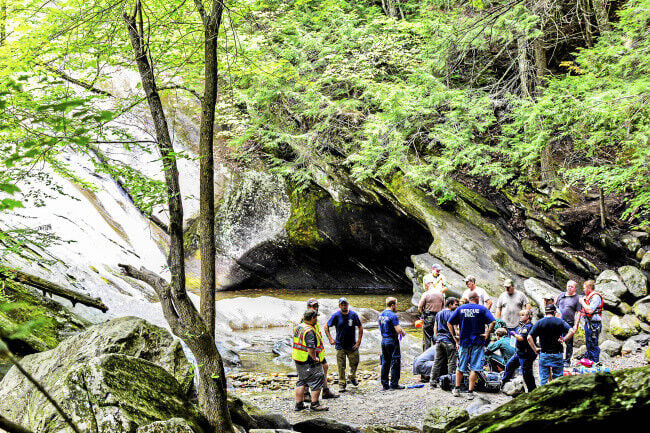 N.Y. teen slips, falls down Hamilton Falls in Vermont, dies at hospital