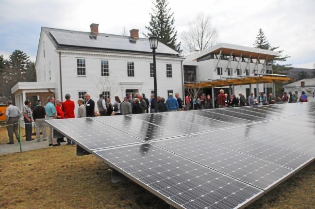 Williams College faculty, students dedicate sustainable building, march for fossil fuel divestment
