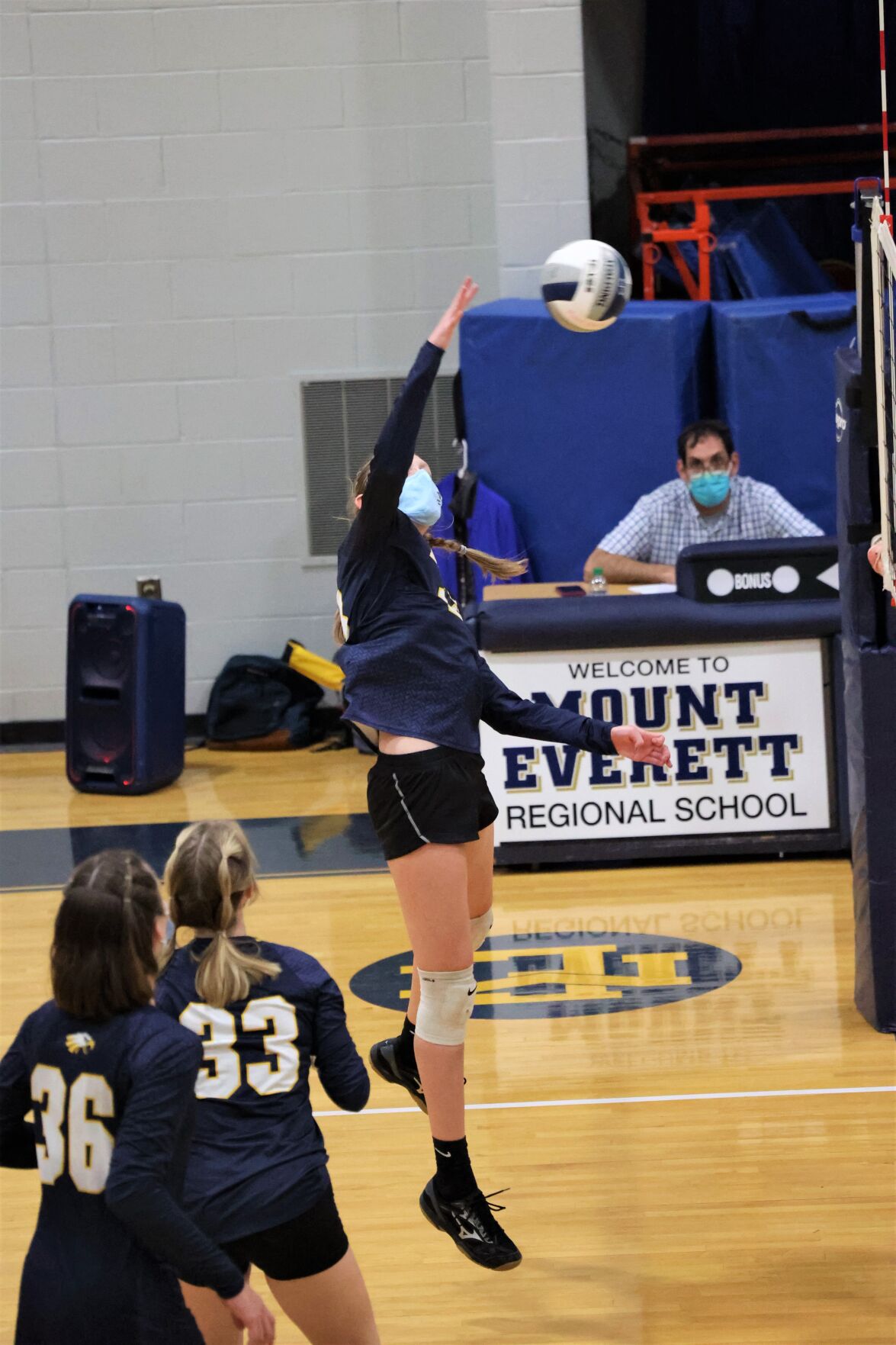 Kelly Krom Heaven in the middle of the net