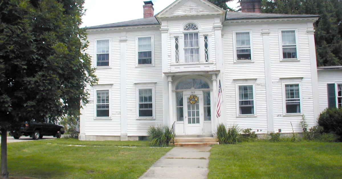 Williamstown's 'old' library offered quaint comfort | Columnists | The ...