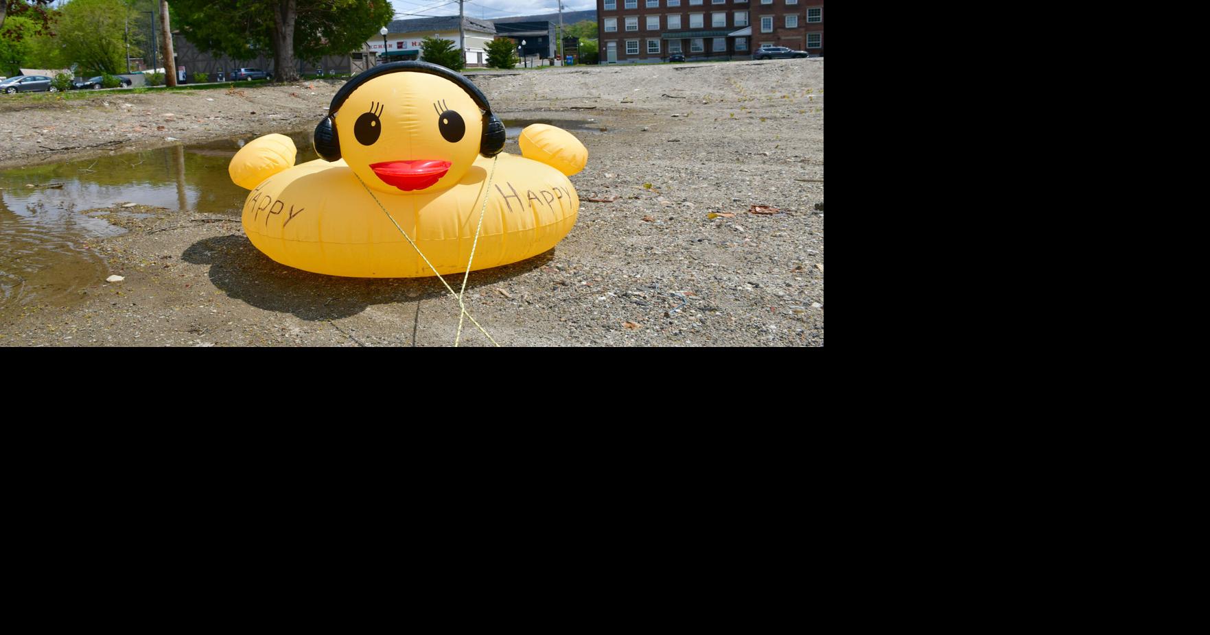 giant rubber duck for pool