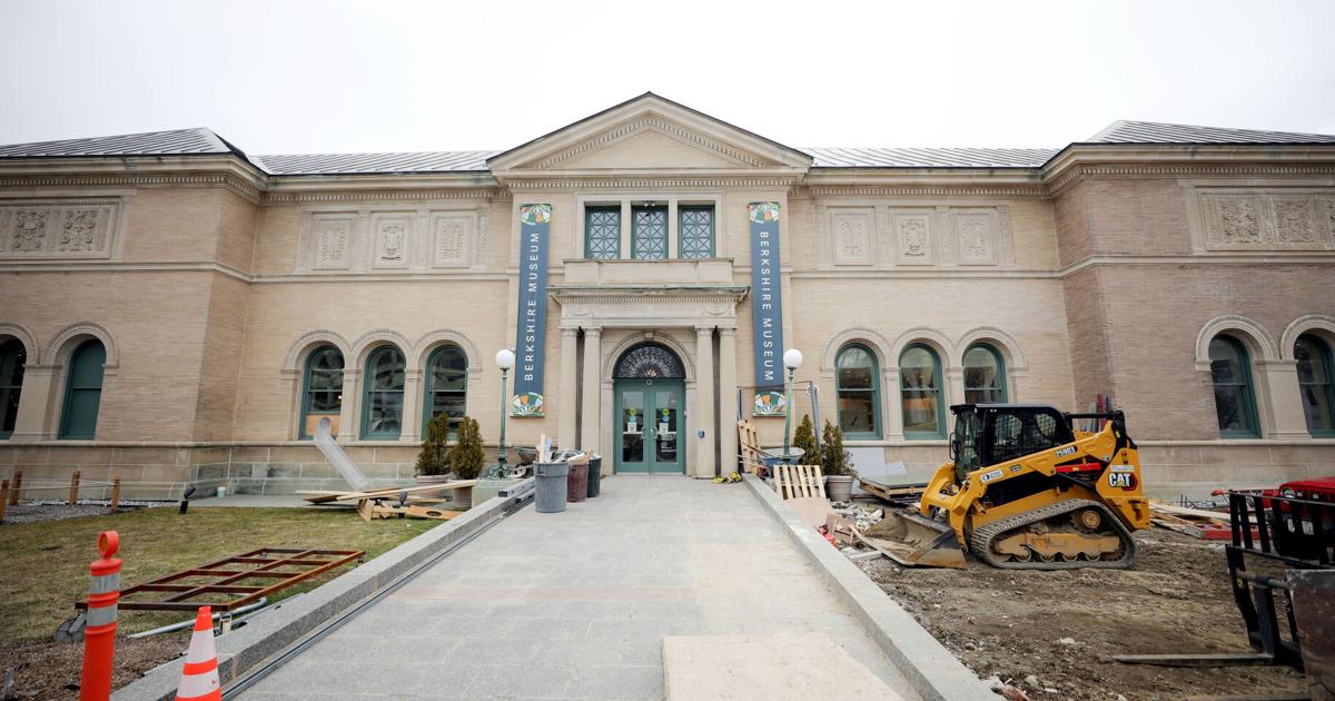 WWI artillery round discovered at Berkshire Museum prompts police, military response