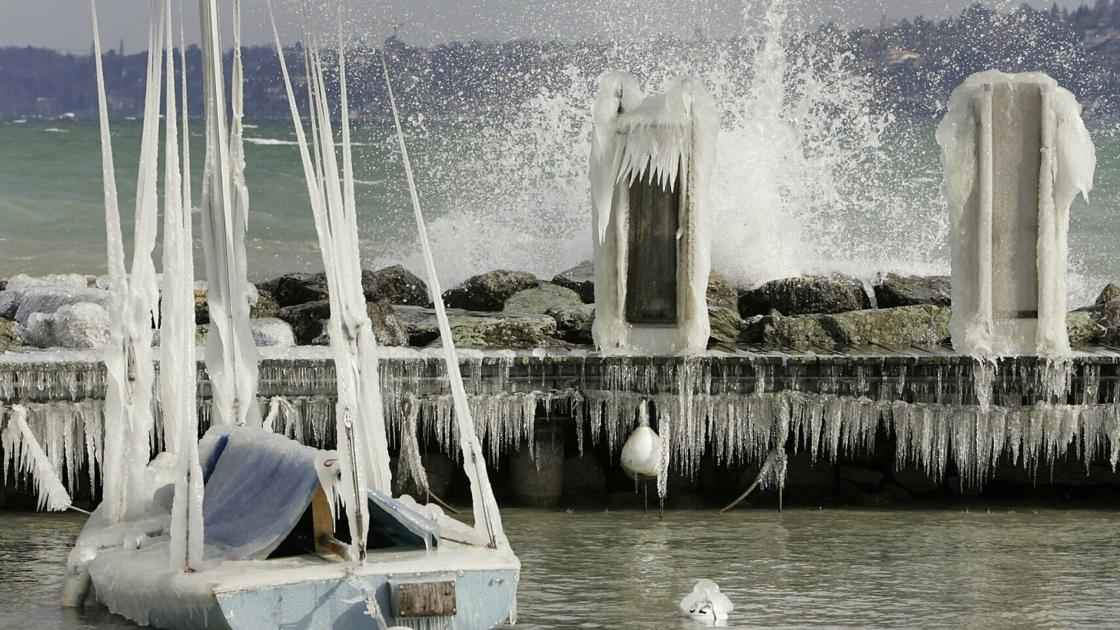 Fotos der Eisboote stammen aus der Schweiz, nicht aus Texas | Reality-Check Fotos der Eisboote stammen aus der Schweiz, nicht aus Texas | Reality-Check