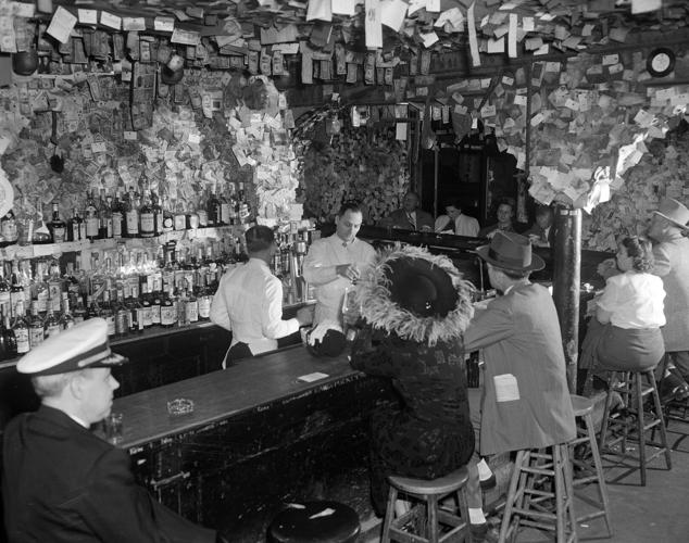 NEW ORLEANS ABSINTHE BAR 1949