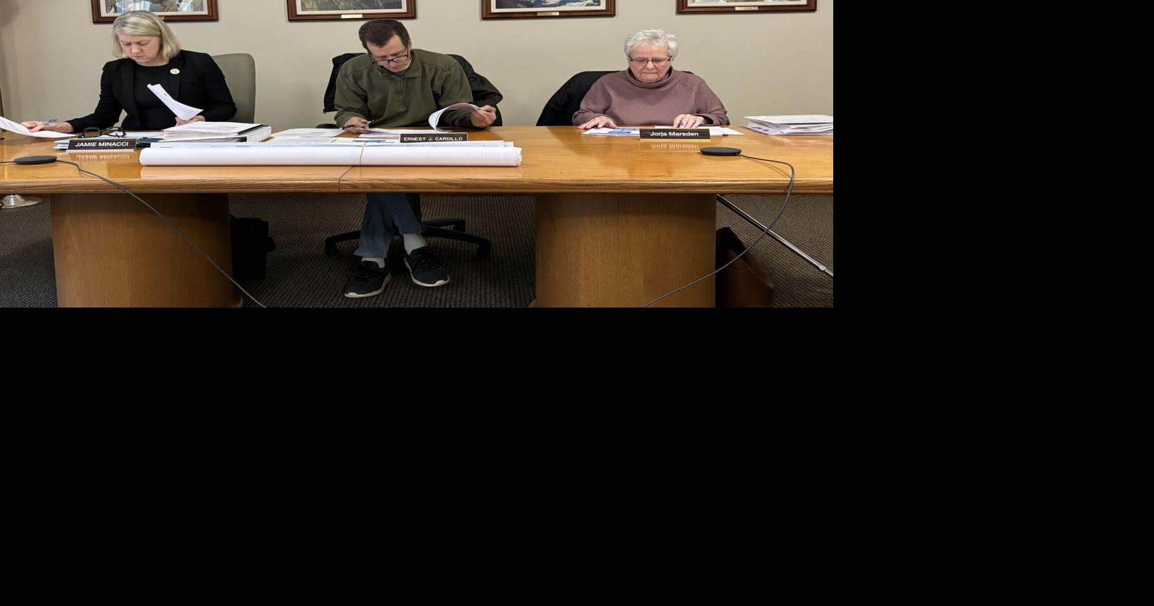 A Stockbridge study group is looking into the pros and cons of expanding the Select Board to five members