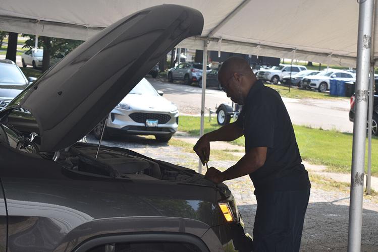 Sheriff's office offers bright idea for motorists | Community ...