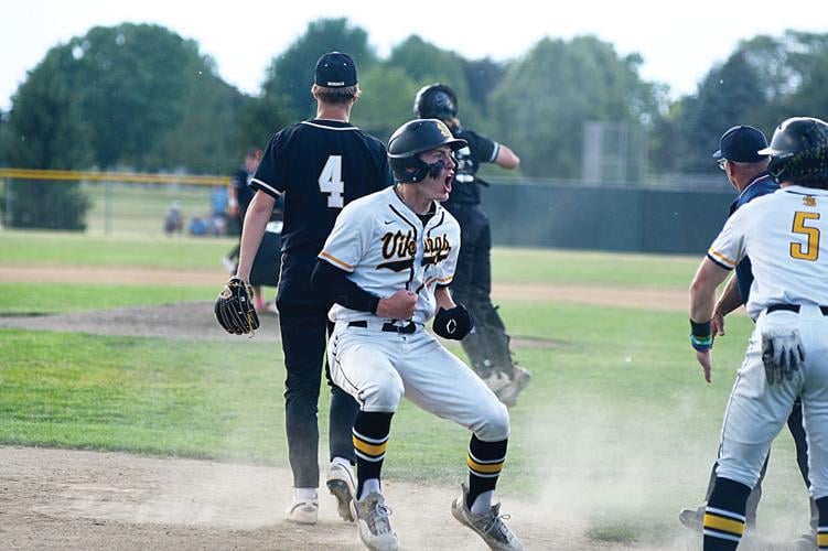 Valley News - Fielder Emotional As Career Comes to End