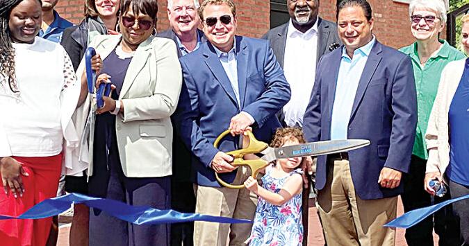 Metra station celebrates renovation - Vimarsana News
