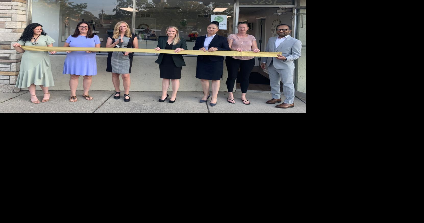 WholeHealth Chicago opens in Mt. Greenwood Community News