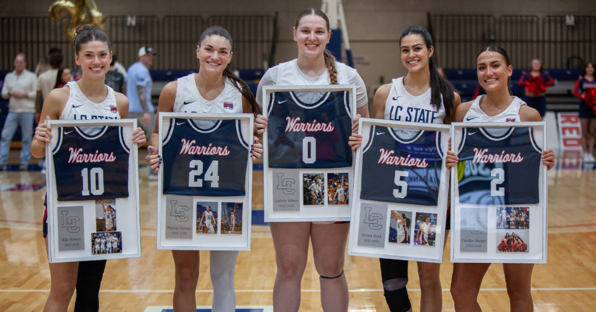 Wilson and Hymas Celebrate Senior Day with Career Highs