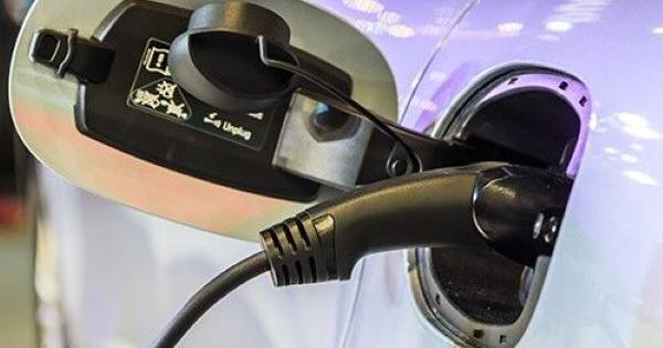 New AAA Research - How Temperatures Affect Hybrid, EV Range