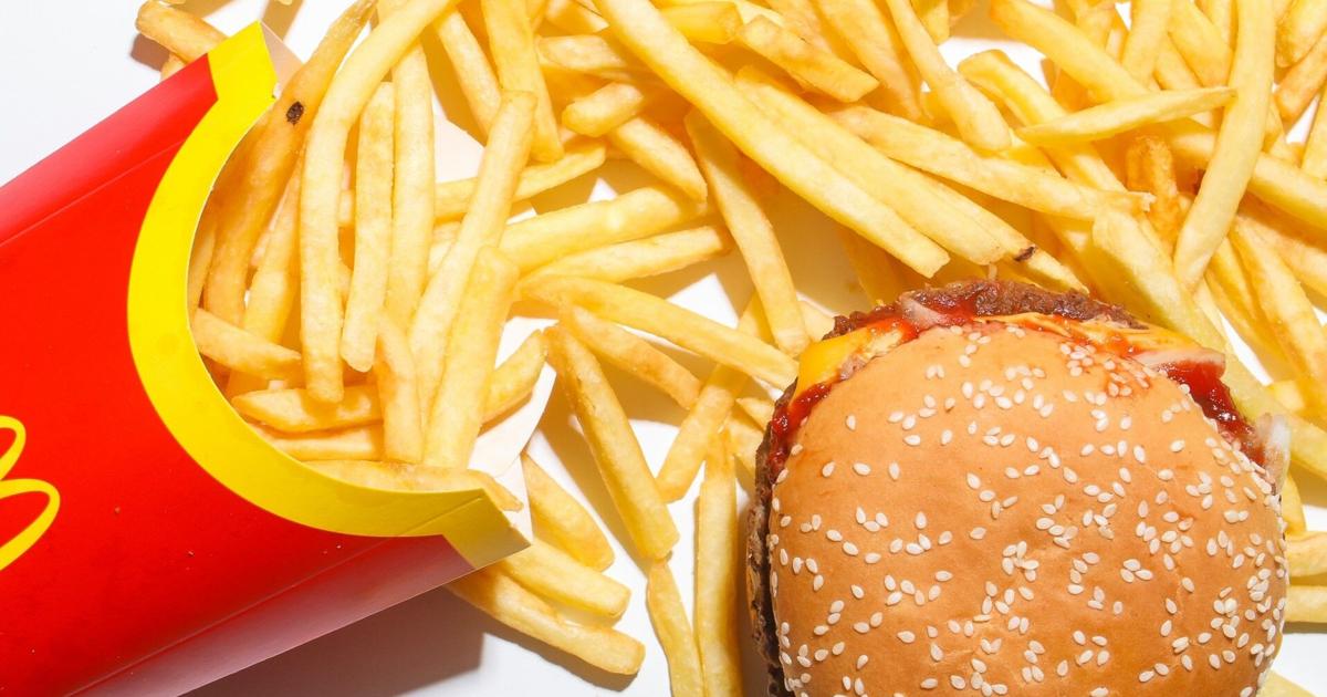 California Raises Minimum Wage For Fast Food Workers To 20 An Hour california-raises-minimum-wage-for-fast-food-workers-to-20-an-hour