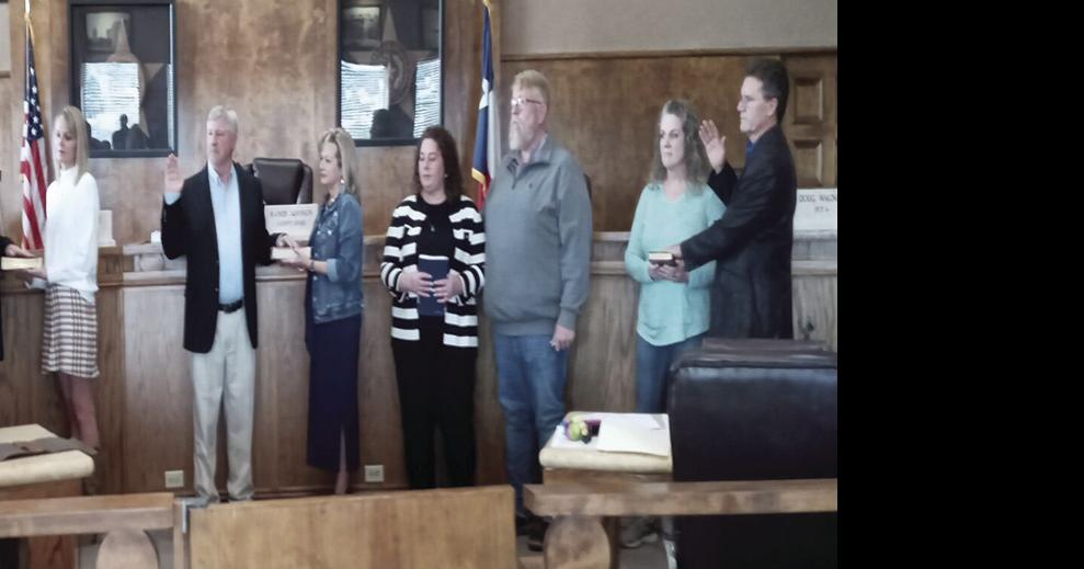 Newly Elected Howard County Commissioners Take Oath News