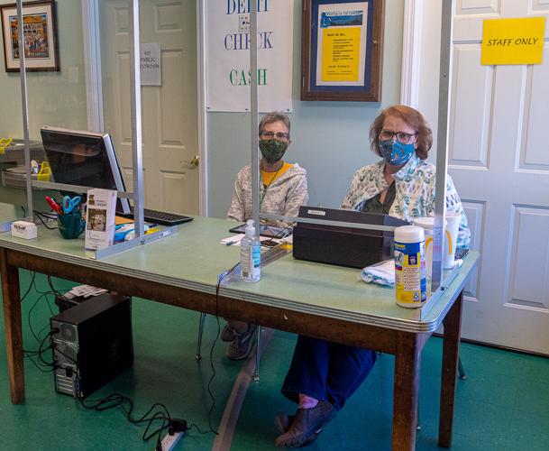 Hendersonville Friends of the Library Opens a Bookstore Arts