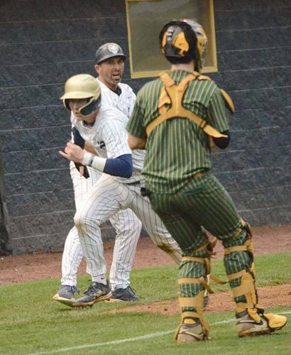TCR Reaches Elite Eight With Ramming Rod Bats | Sports | biltmorebeacon.com
