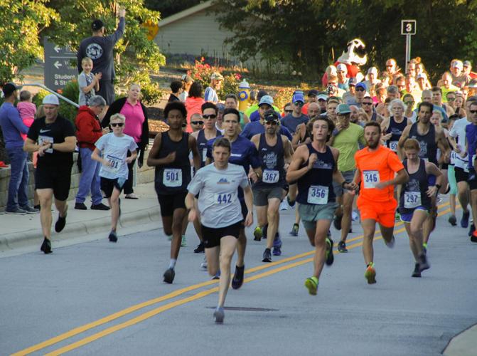 It's Crunch Time as Apple Races, Street Fair Mark Return to ...