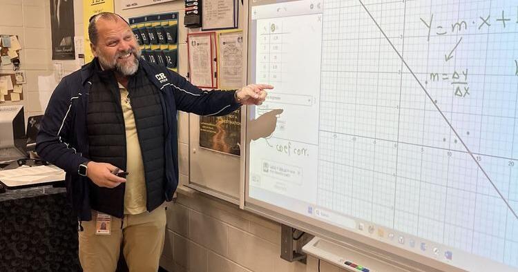 Roberson math teacher earns national educator honor | Community ...
