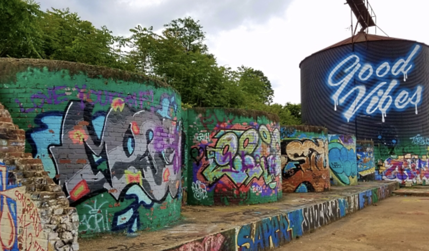 Go behind-the-scenes of River Arts District's famous graffiti | Arts ...