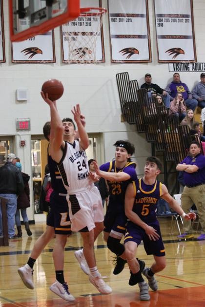 Blackhawks Finish Conference Season With Two Wins At Home High School Sports Bloomeradvance Com