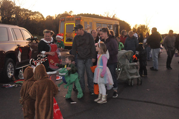 Bloomer P.I.E. Holds Trunk or Treat