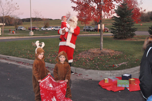 Bloomer P.I.E. Holds Trunk or Treat