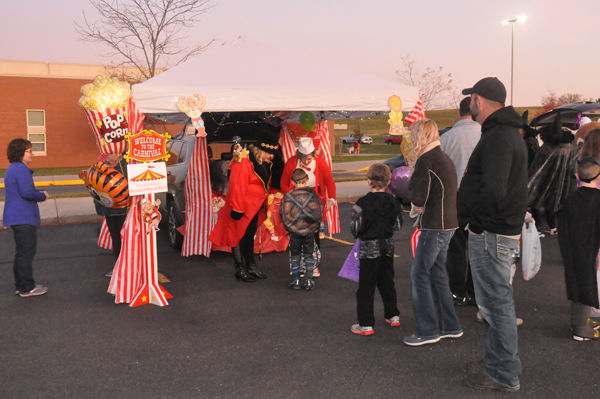 Bloomer P.I.E. Holds Trunk or Treat
