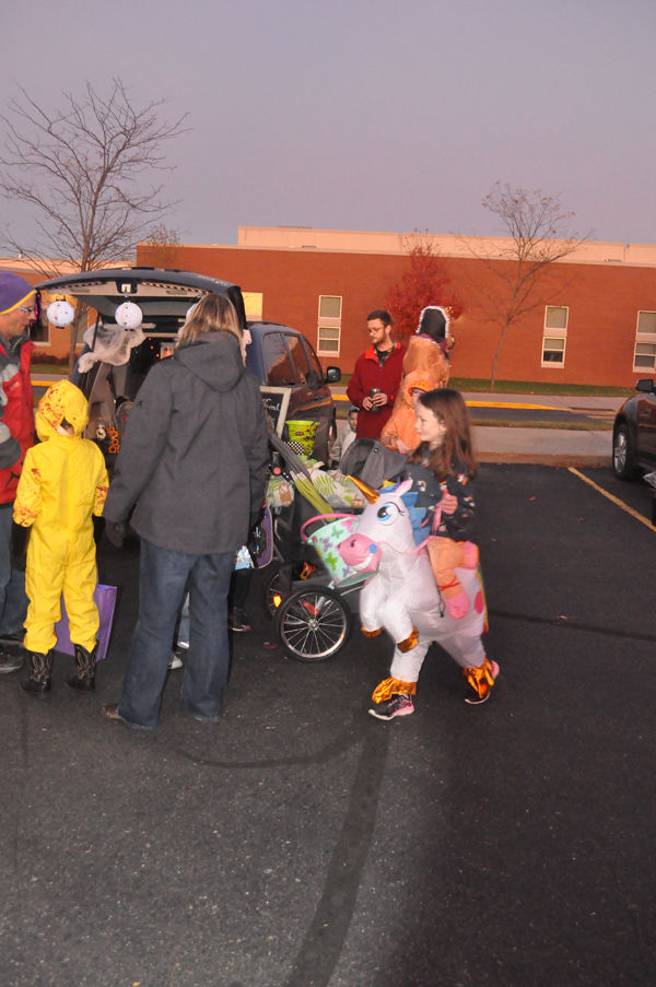 Bloomer P.I.E. Holds Trunk or Treat