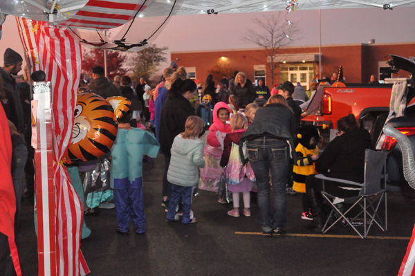Bloomer P.I.E. Holds Trunk or Treat