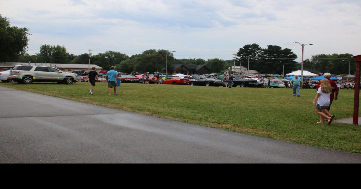 Bloomer Car Show August 9 Photos