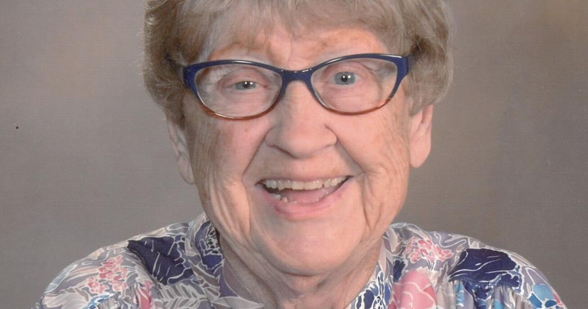 Agnes E. Prochnow Obituaries