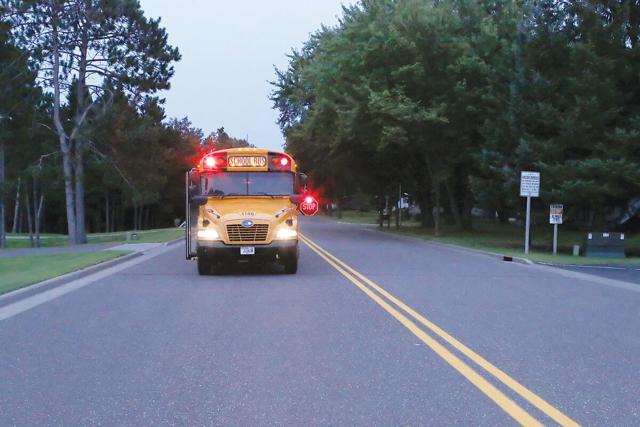 School Bus Flashing Lights: What They Mean | Free News & Features ...