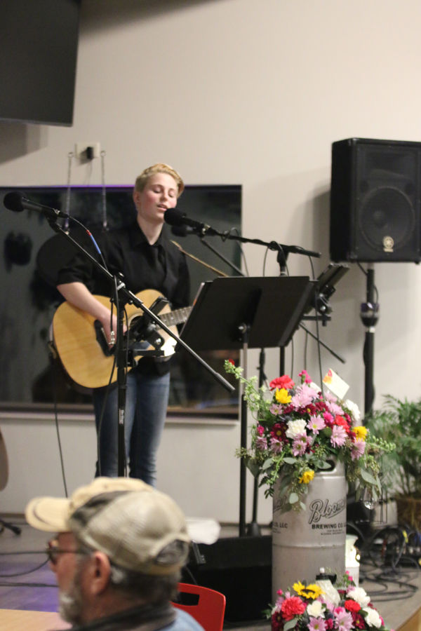 Rothbauer Performs At Bloomer Brewing Company