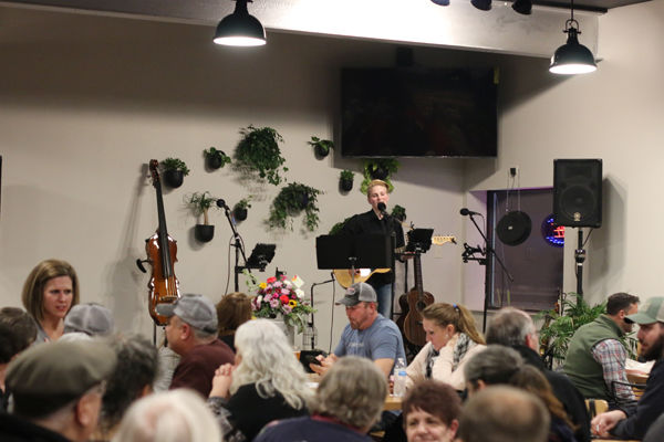Rothbauer Performs At Bloomer Brewing Company