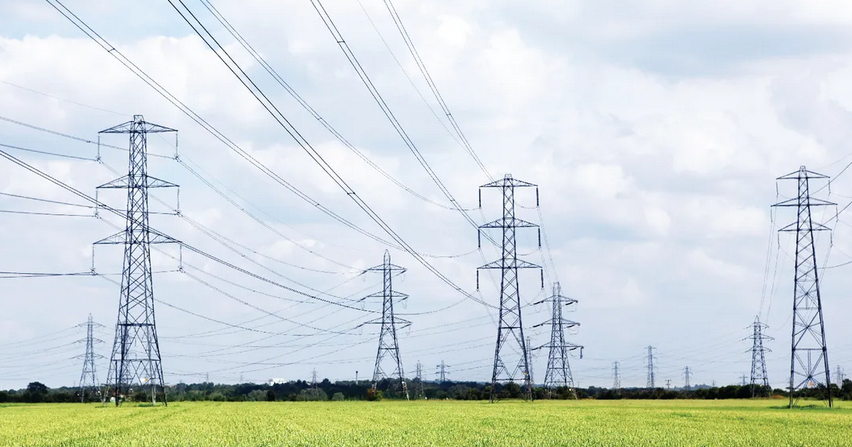 Xcel Energy staging crews, resources ahead of winter storm