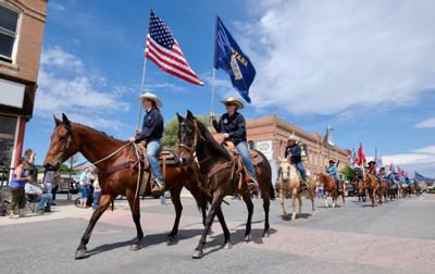 082819 Jefferson County Rodeo parade flag bearers.jpg