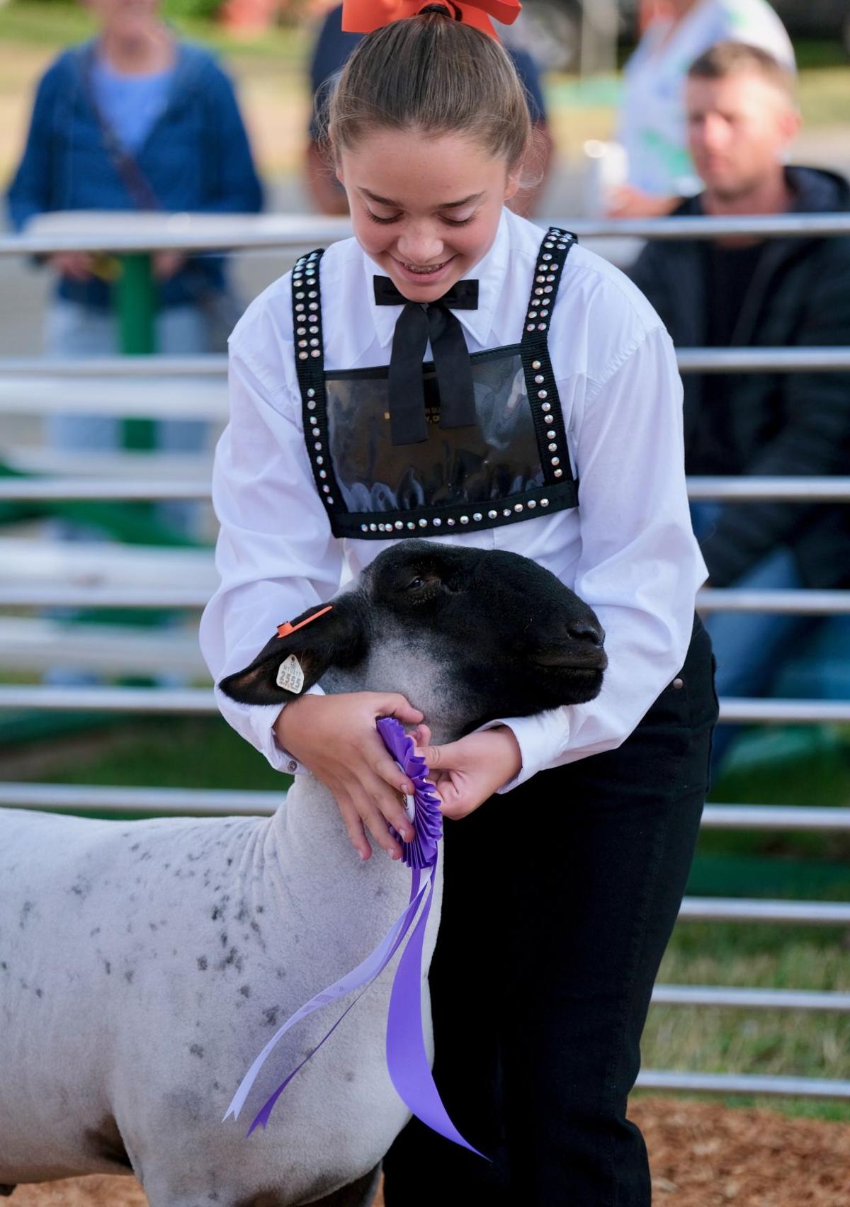082819 4-H Aliza Hays grand champion.jpg