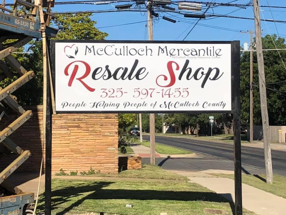 06-11-20 - McCulloch County Mercantile's New Signage
