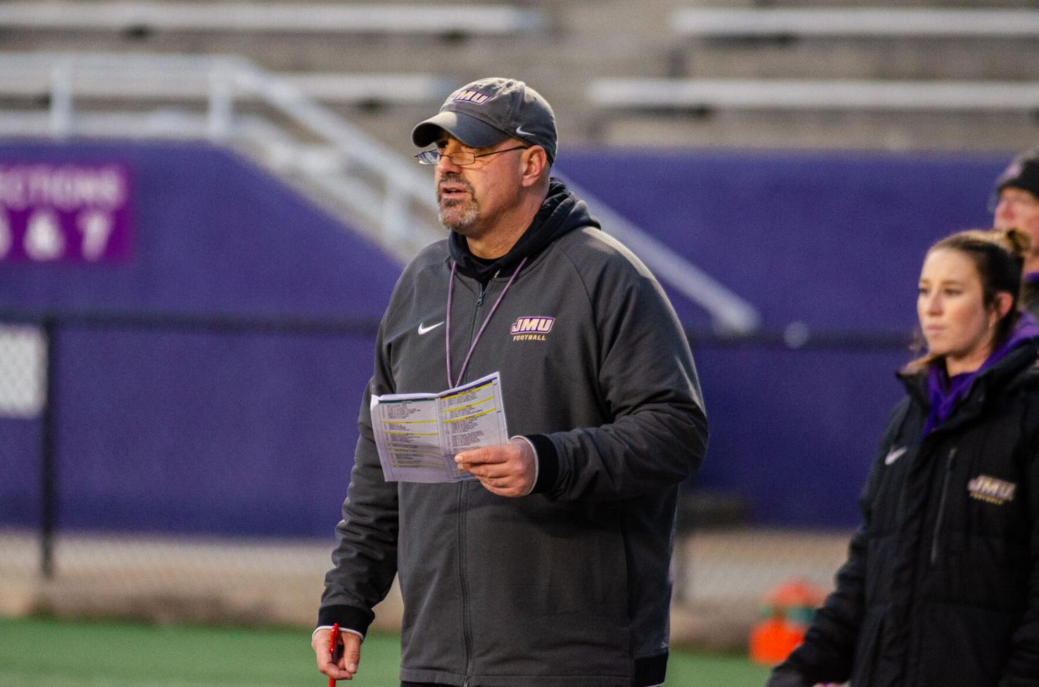 Acting head coach Wroblewski builds skeleton coaching staff for bowl
