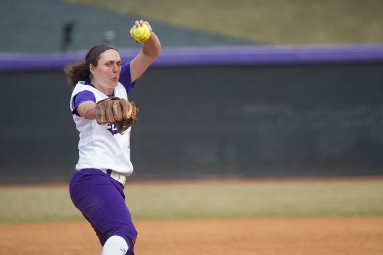 JMU softball team on fivegame winning streak Sports